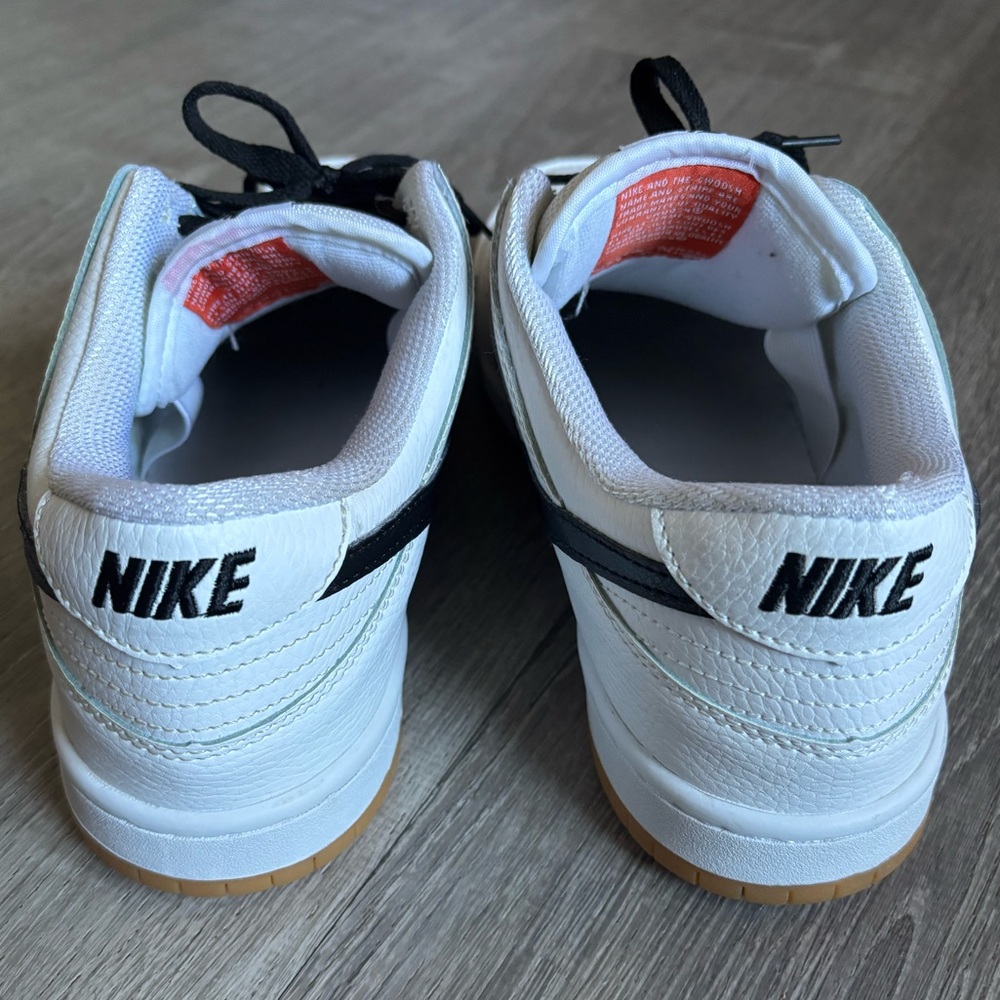 Nike Men's SB low dunks - Picture 3 of 9